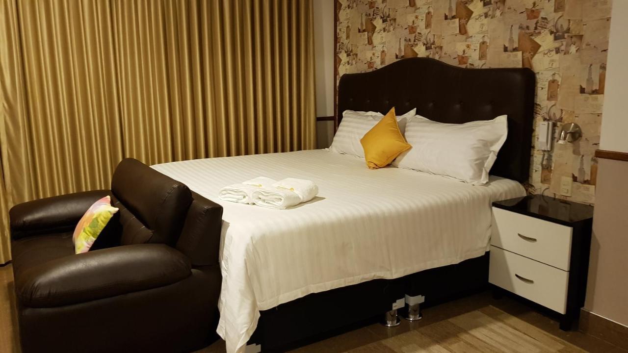 Hotel Costa Riviera Mala Dış mekan fotoğraf