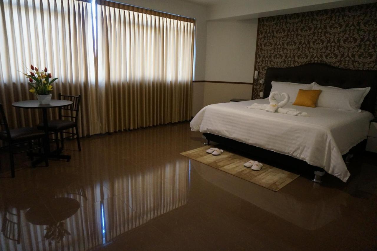 Hotel Costa Riviera Mala Dış mekan fotoğraf