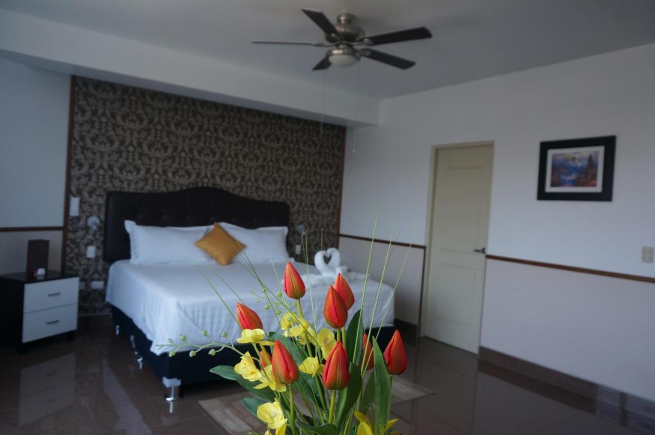 Hotel Costa Riviera Mala Dış mekan fotoğraf